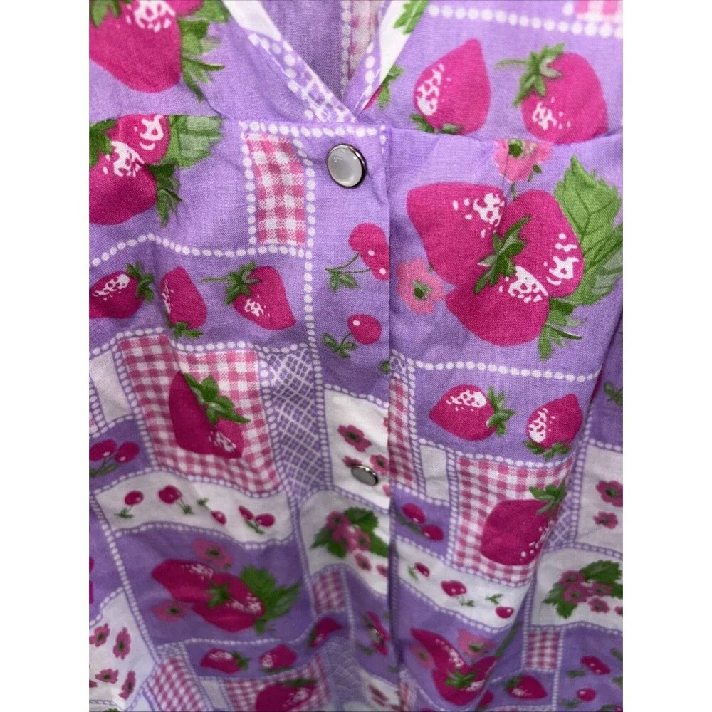 Vintage Apron Shirt 60's 70's Strawberry Fabric Smock Top Snap Front Pocket 1X